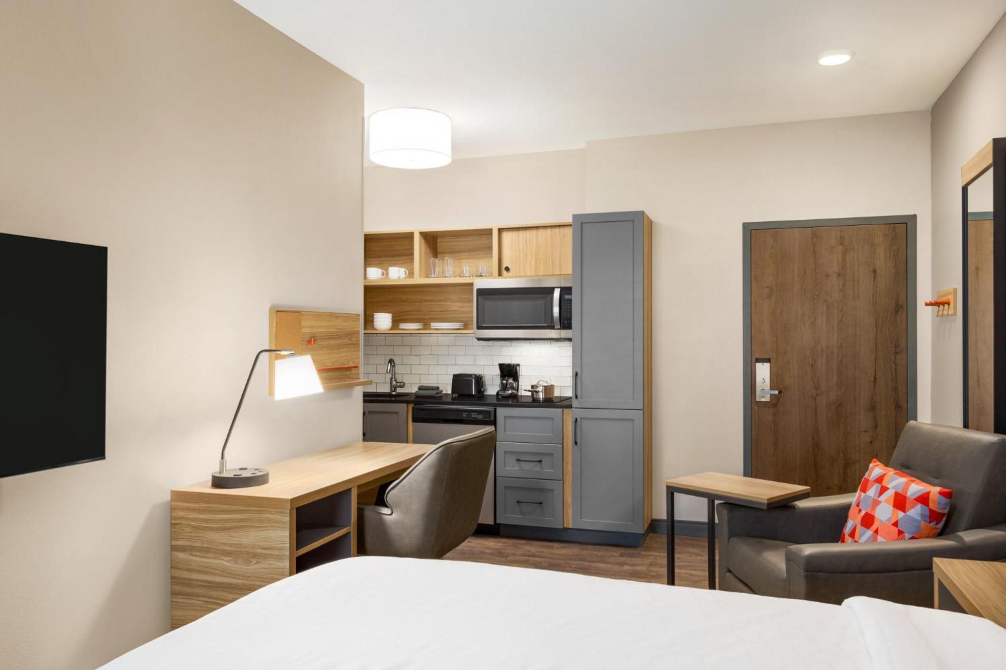 Candlewood Suites Pittston By Ihg Bagian luar foto