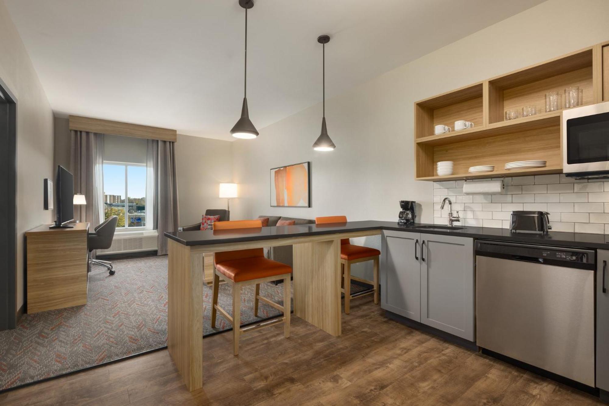 Candlewood Suites Pittston By Ihg Bagian luar foto